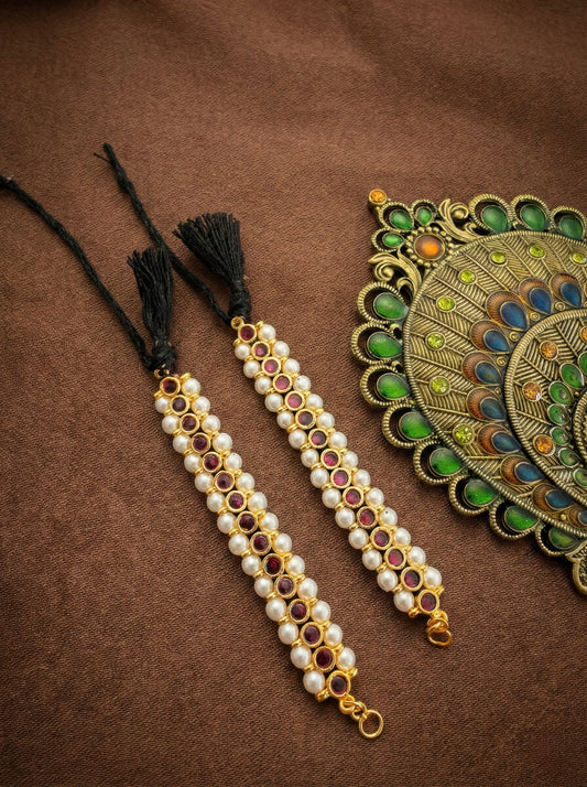 Gold tone precious kemp-green-white stone pearl ear side chain dj-52267