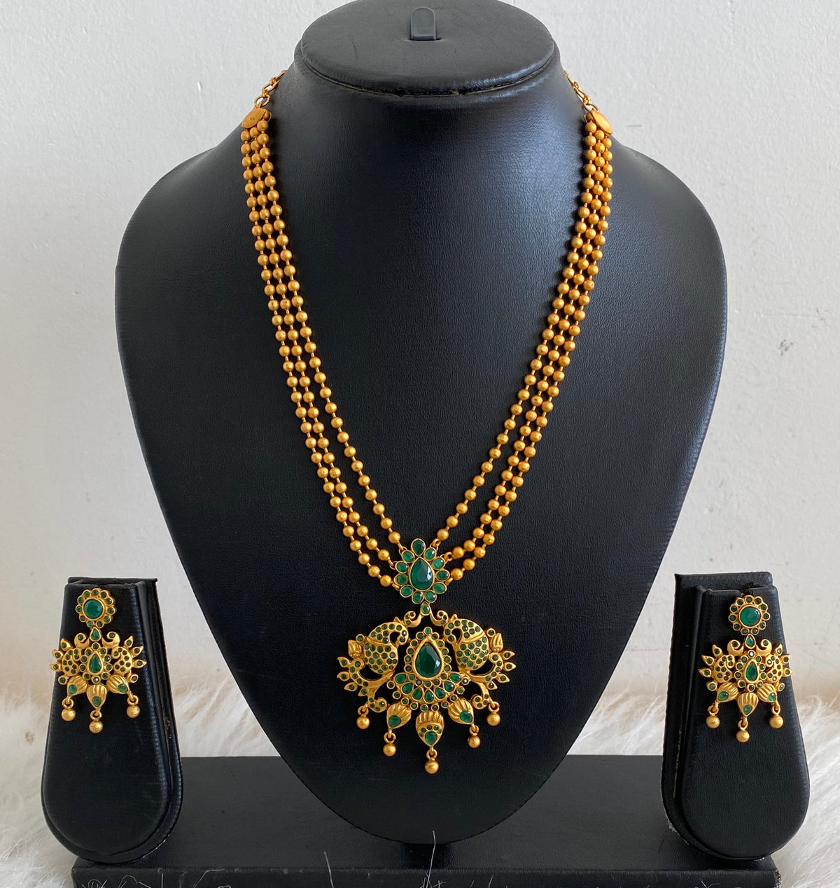Matte Finish Multilayer Emerald peacock Necklace Set-dj11034