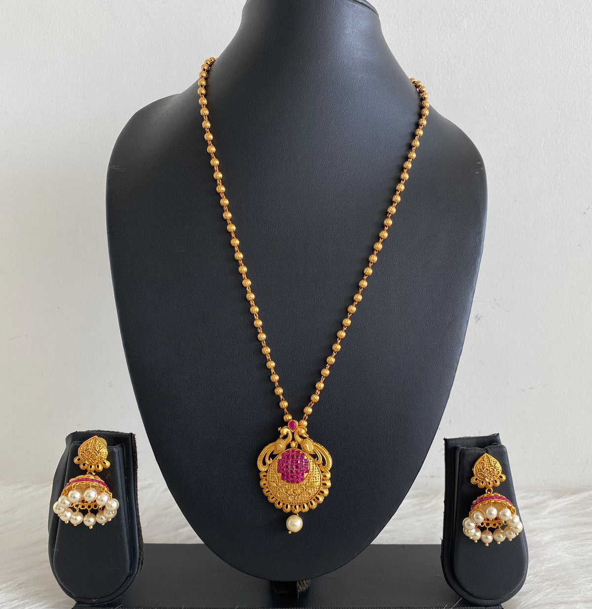 Matte Finish Ruby Pearl Peacock Necklace Set-dj11194