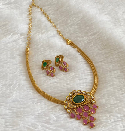 Matte finish ruby-green-white stone choker/necklace set dj-54022