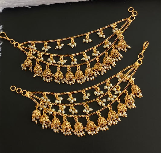 Matte finish pearl jhumkka multi layer ear side chain dj-54053