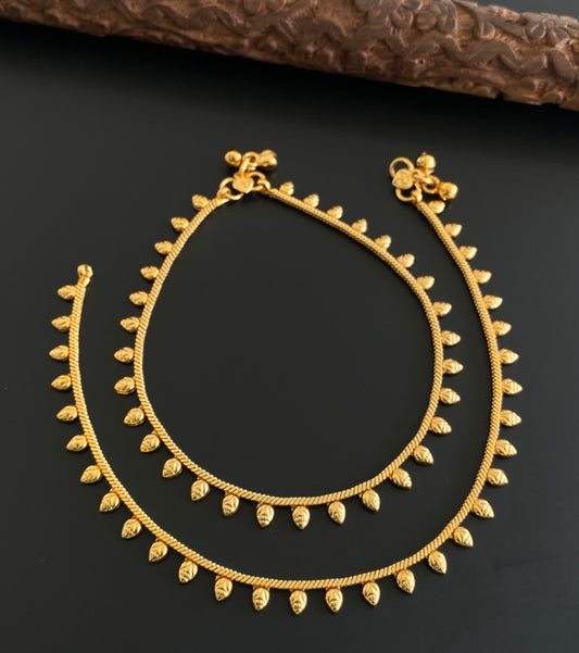 Antique gold tone anklets set dj-53194