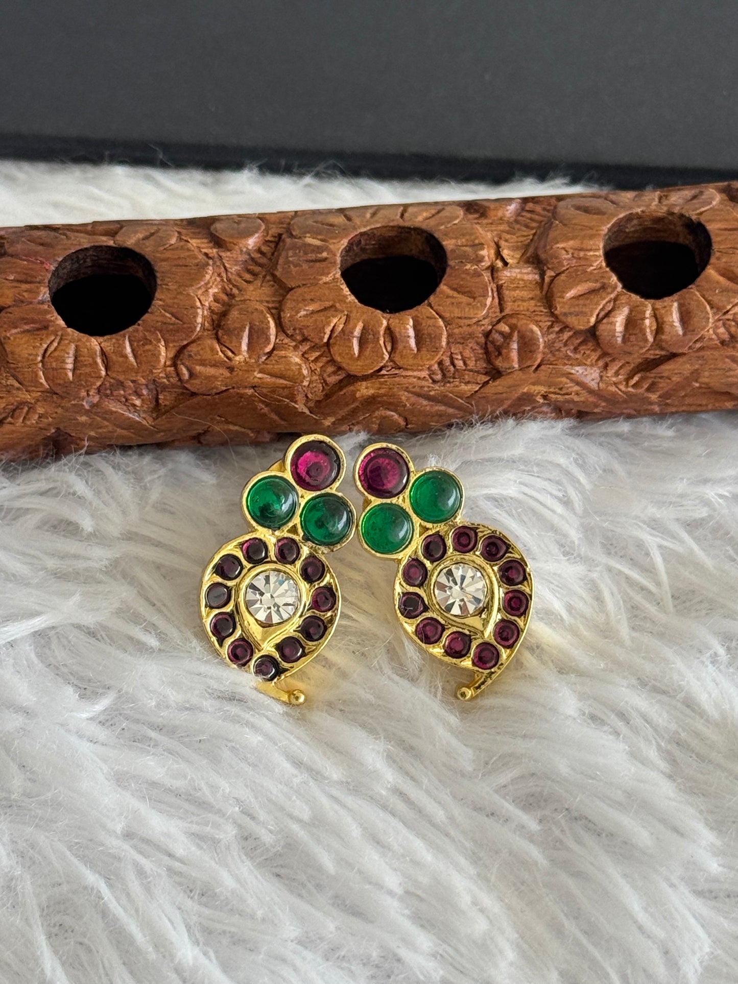 Gold tone precious Kemp Mango Stud/earrings(screw Back)-dj15249