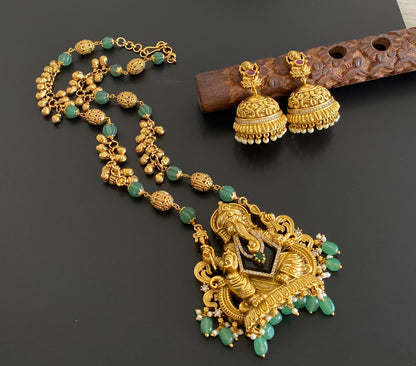 Antique gold tone beaded chain with green stone ganesha pendant set dj-55120