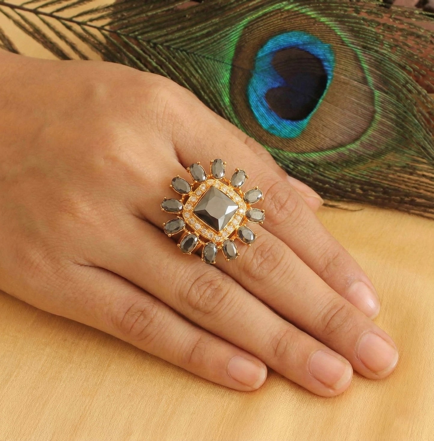 Gold tone Cz-black adjustable Finger Ring-dj17061