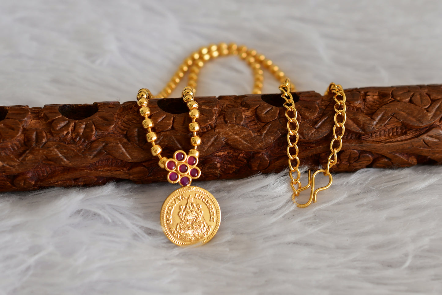 Gold tone kerala style pink stone lakshmi coin necklace dj-51680