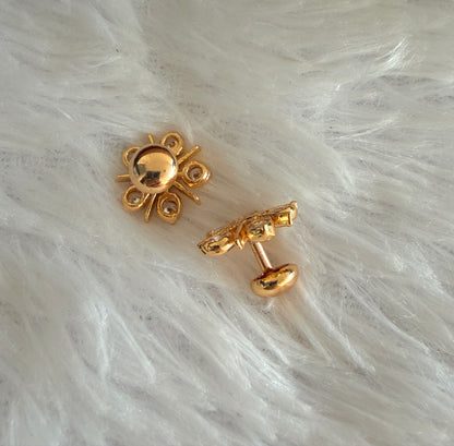 Gold tone AD white flower stud/earrings dj-53274