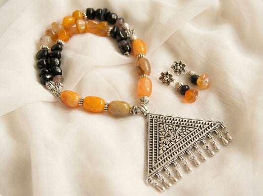 Silver tone Black-Brown Onyx Beaded triangle pendant Necklace Set DJ17873