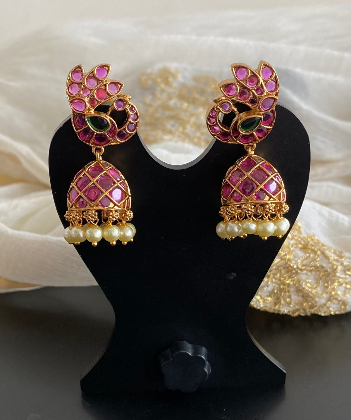 Antique gold tone kemp-green-white stone pearl peacock jhumkka dj-55093