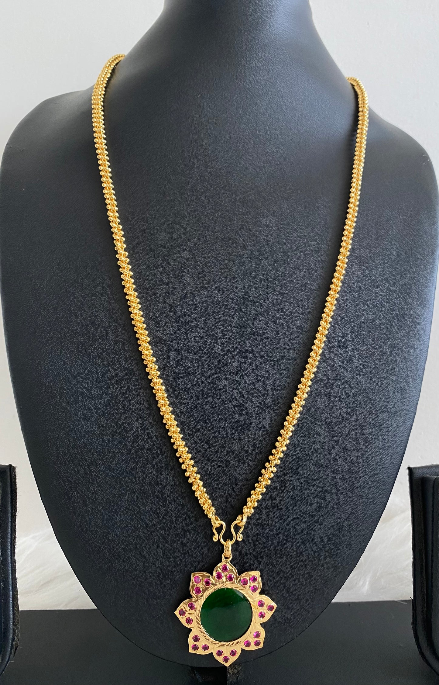 Gold tone 24 inches chain with ad pink-green round flower pendant dj-53833