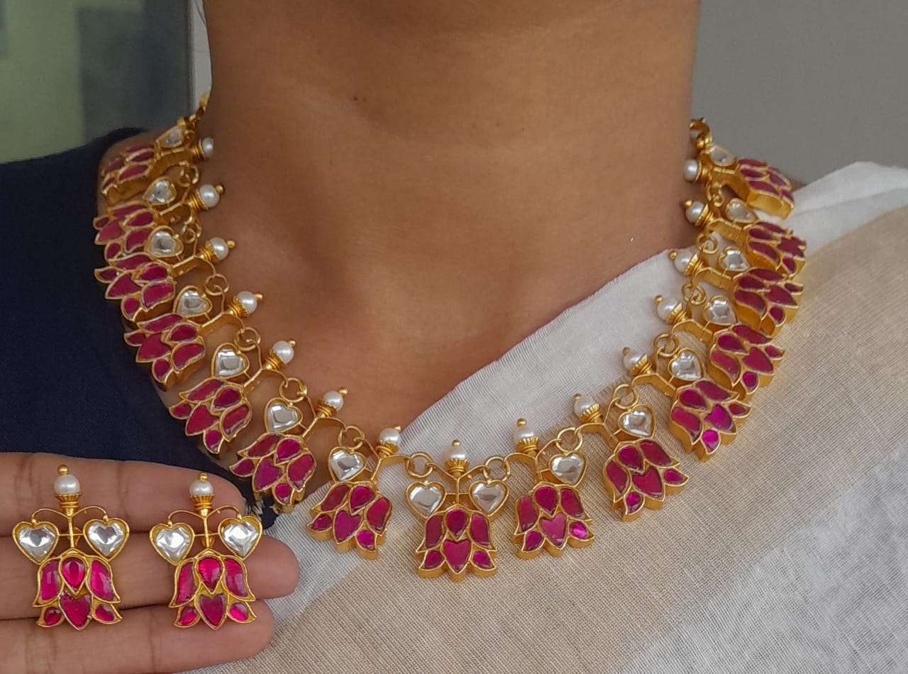 Gold tone pink-white kundan jadau lotus heart necklace set dj-43927