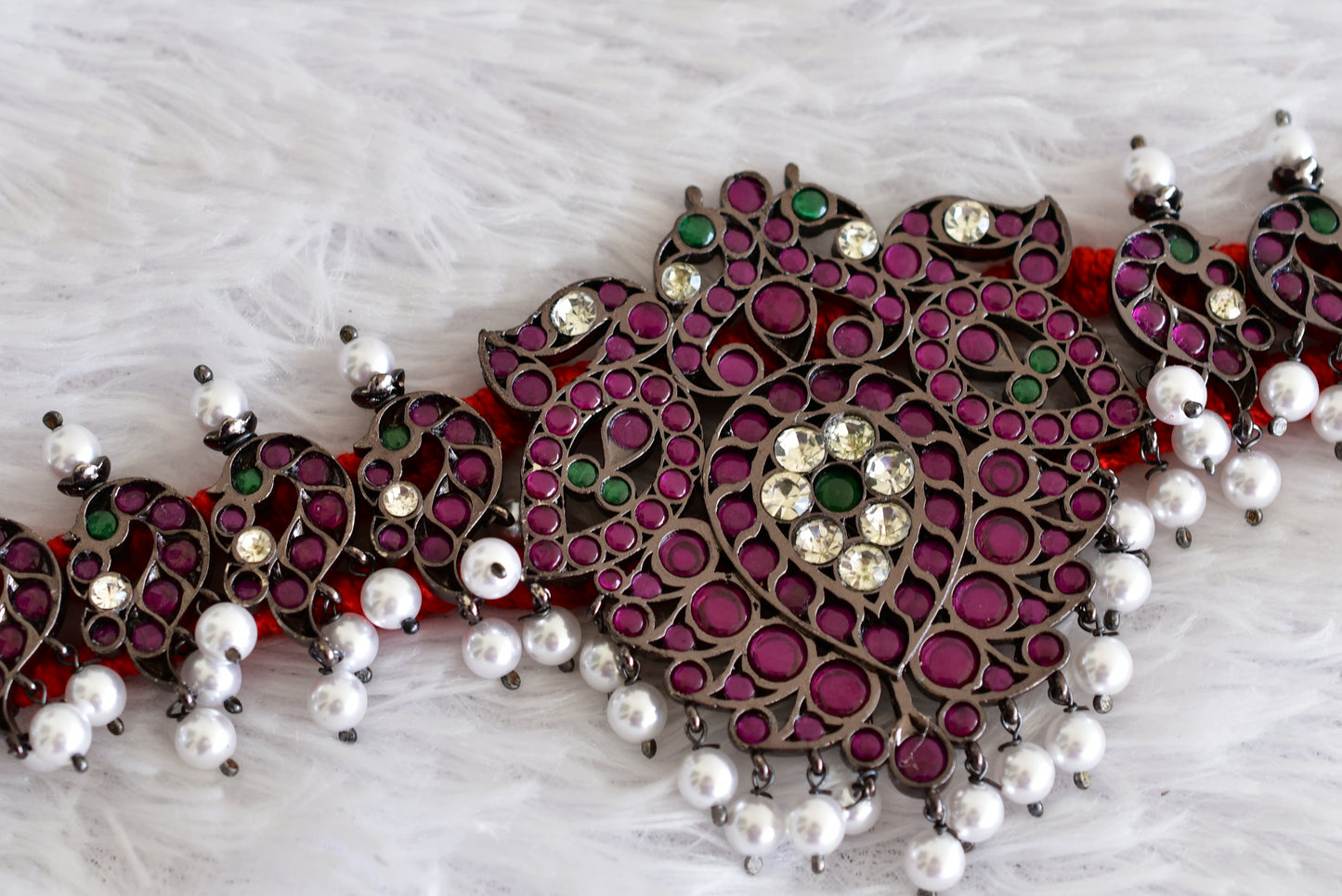 Black finish precious kemp-green-white pearl peacock waist band dj-52274