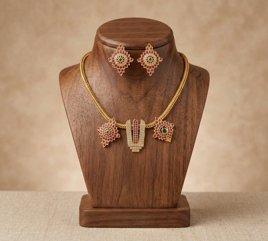 Matte finish ruby-green-white stone shanku-chakra-nama necklace set dj-52903