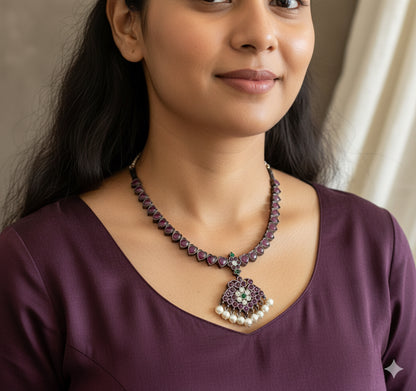 Black finish precious kemp-green pearl attigai/necklace dj-52284