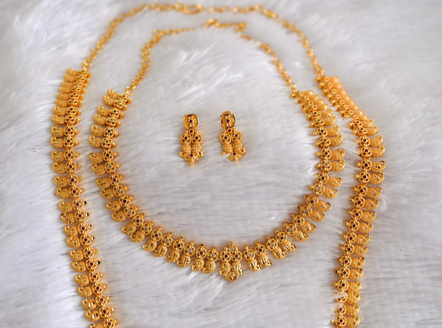 Gold tone pink-white kerala style mango haar combo set dj-52677