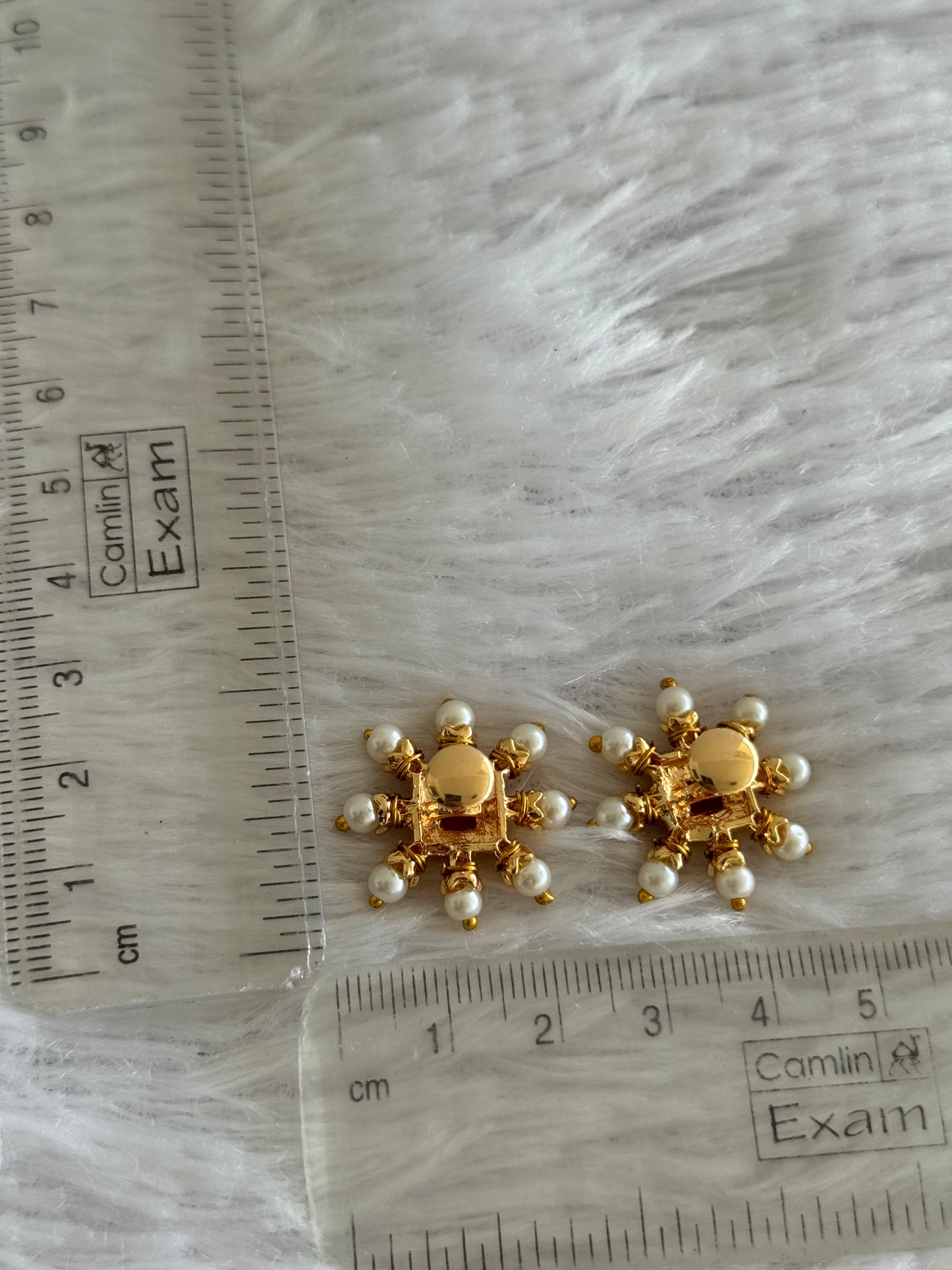 Gold tone pink-pearl square stone beaded stud/earrings dj-51594