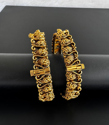 Antique gold tone swan screw type bangles(2.4) dj-53054