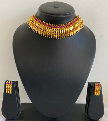 Gold look alike ruby stone elakka thali choker necklace dj-52751