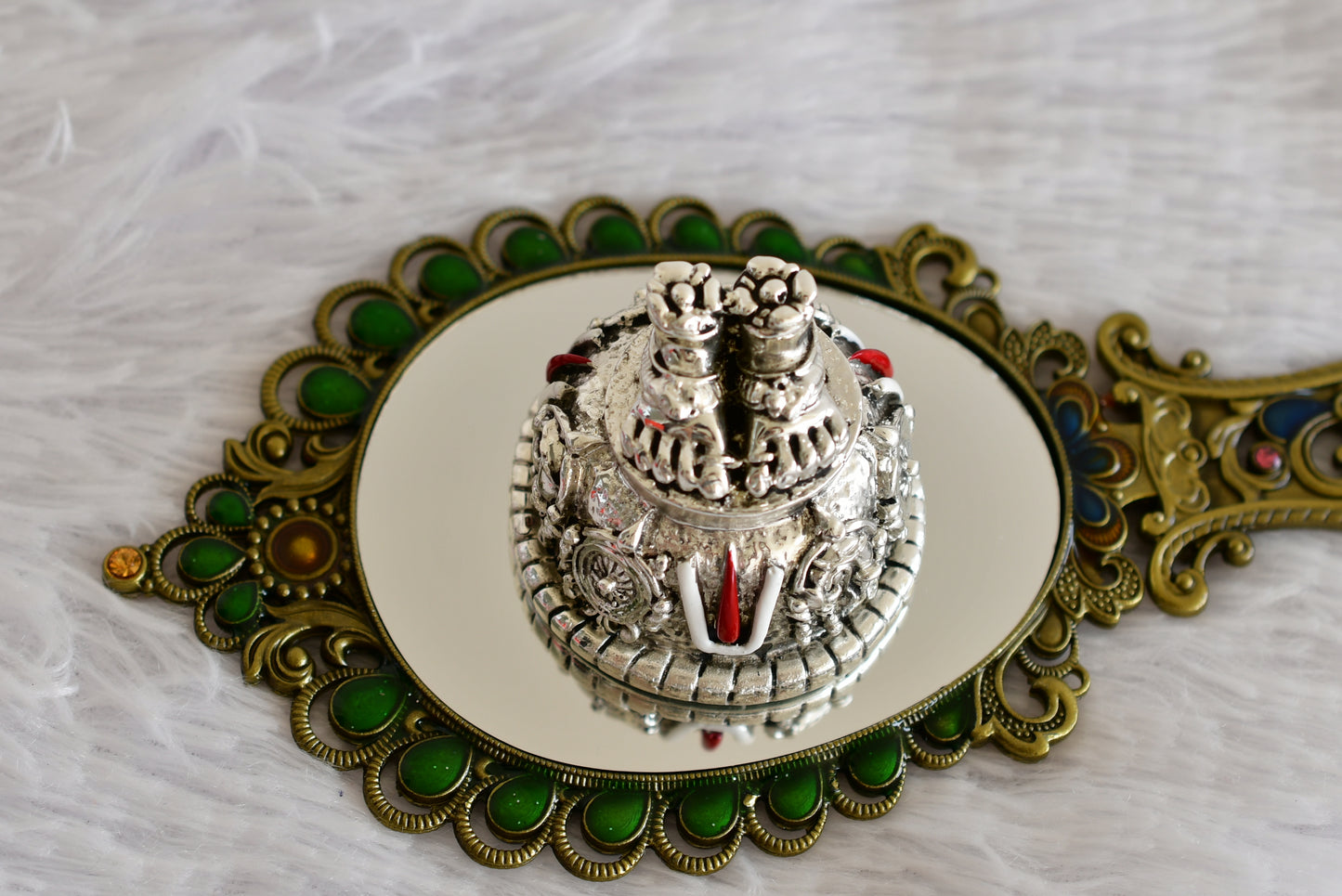 Silver tone Shri Thirumal padham dj-52328