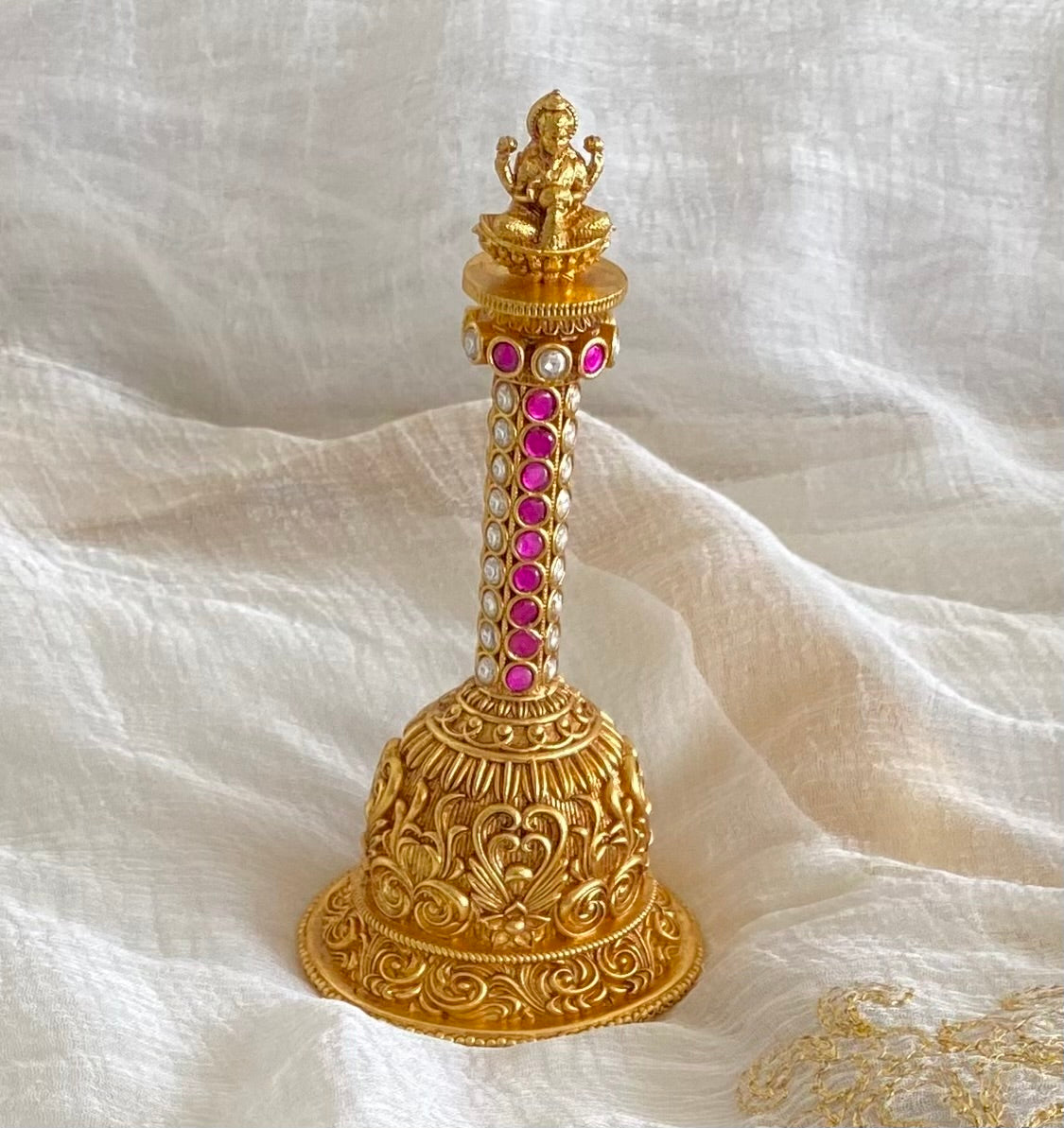 Matte finish jadau lakshmi bell dj-54229
