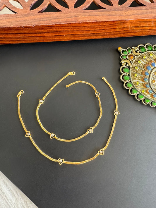 Gold tone 10.5 inches white heart anklets dj-51300