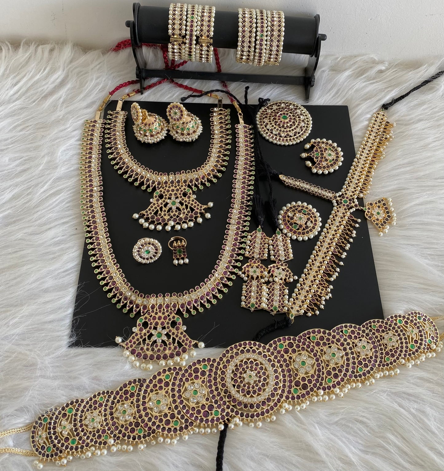 Gold tone precious kemp-green-white pearl peacock bridal set dj-53965