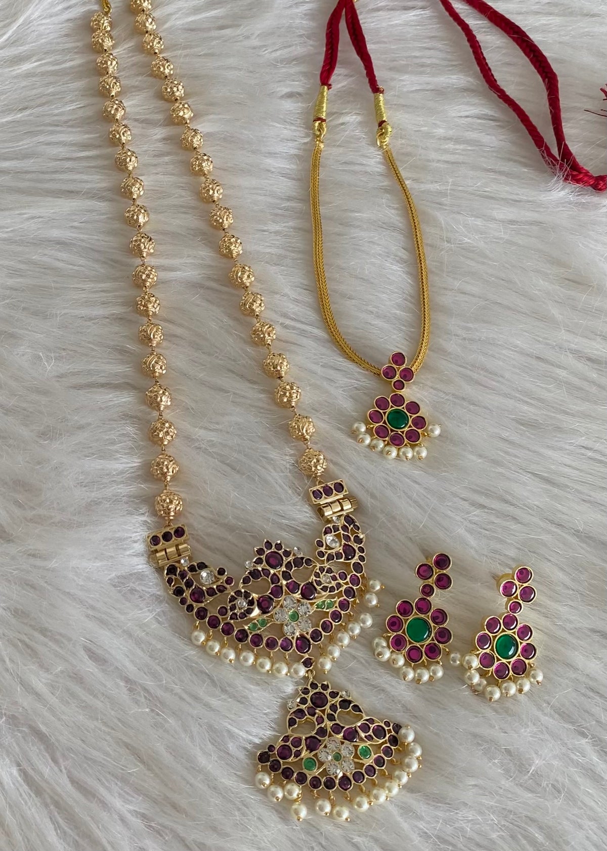 Gold tone precious kemp-green-white pearl peacock nakshi beaded combo set dj-54942