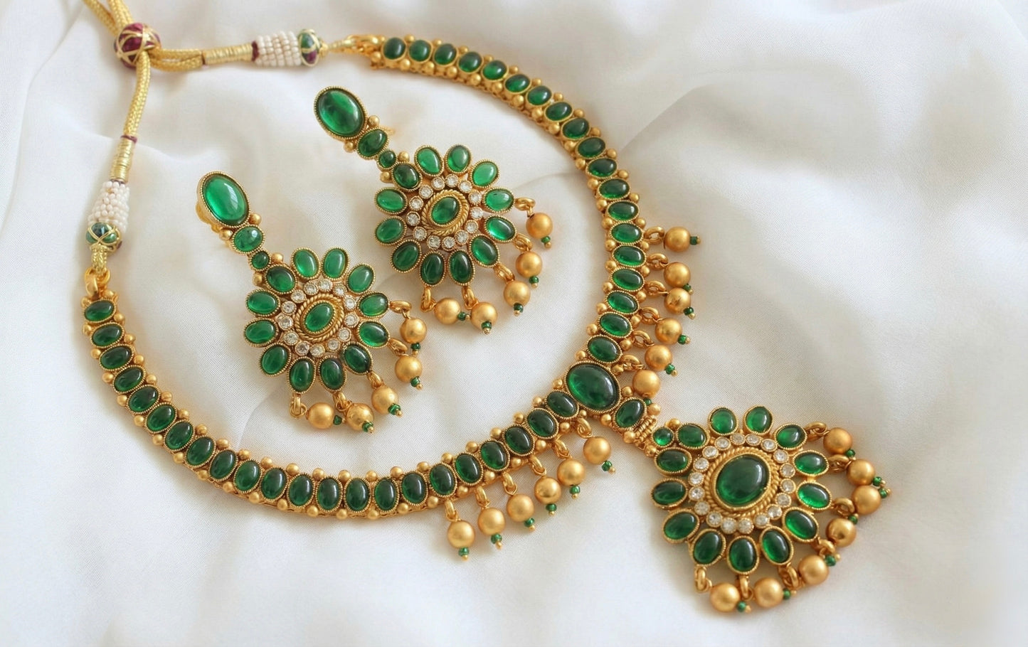 Matte finish green flower necklace set DJ28066