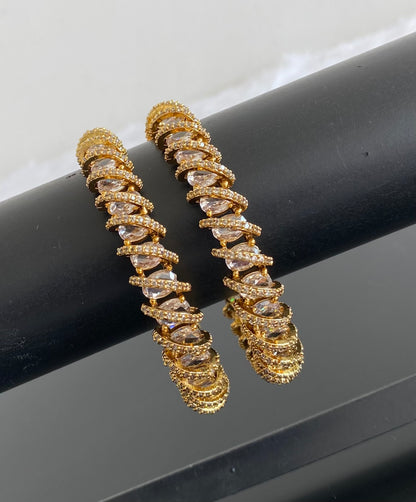 Antique gold tone cz white stone bangles(2.4) dj-53484