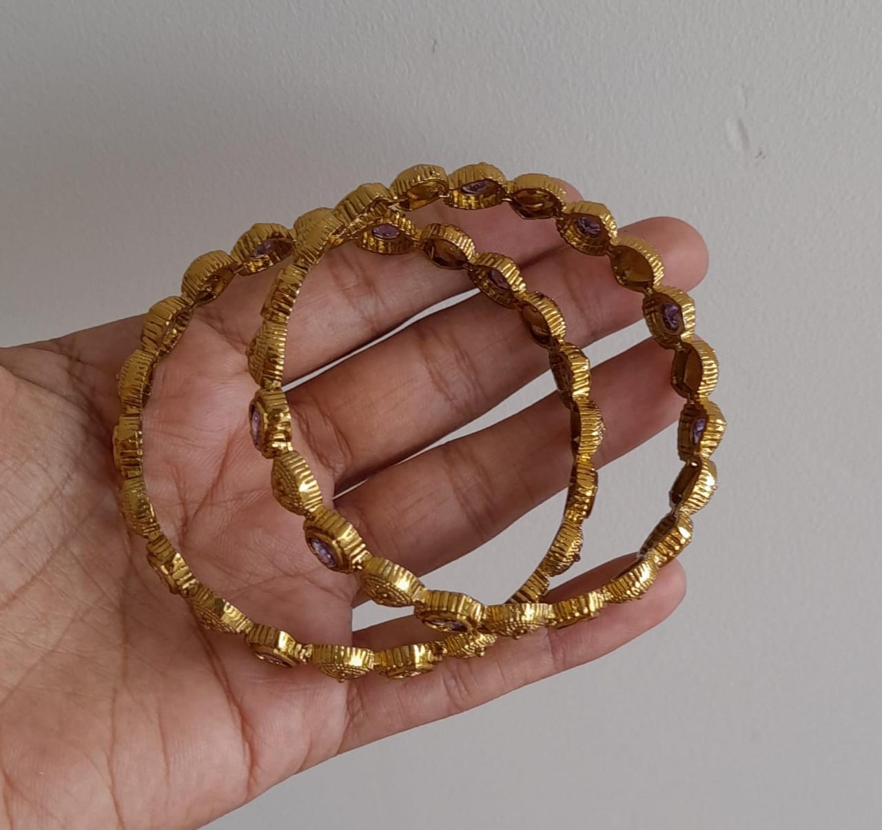 Antique gold tone purple thilak stone bangles(2.6) dj-50727