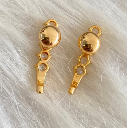 Gold tone AD white stone stud/earrings dj-53868