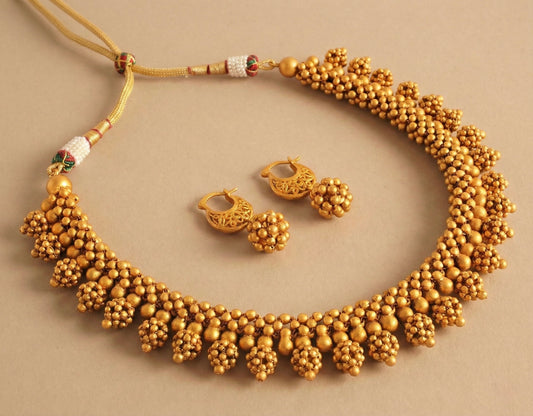 Matte finish beaded necklace set -dj13706