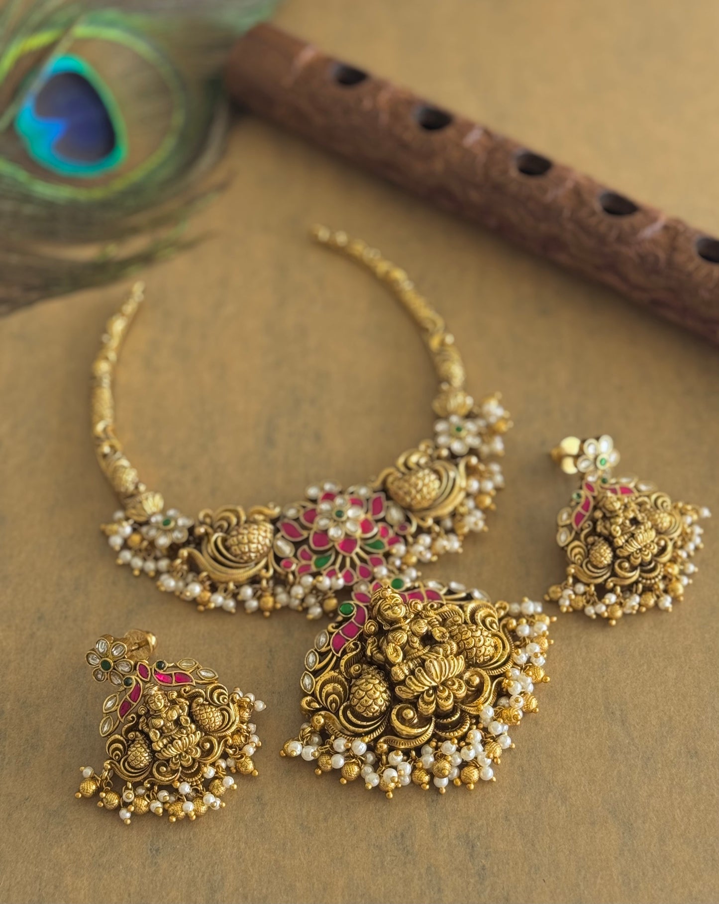 Antique gold tone pink-green kundan jadau lakshmi peacock necklace set dj-51542
