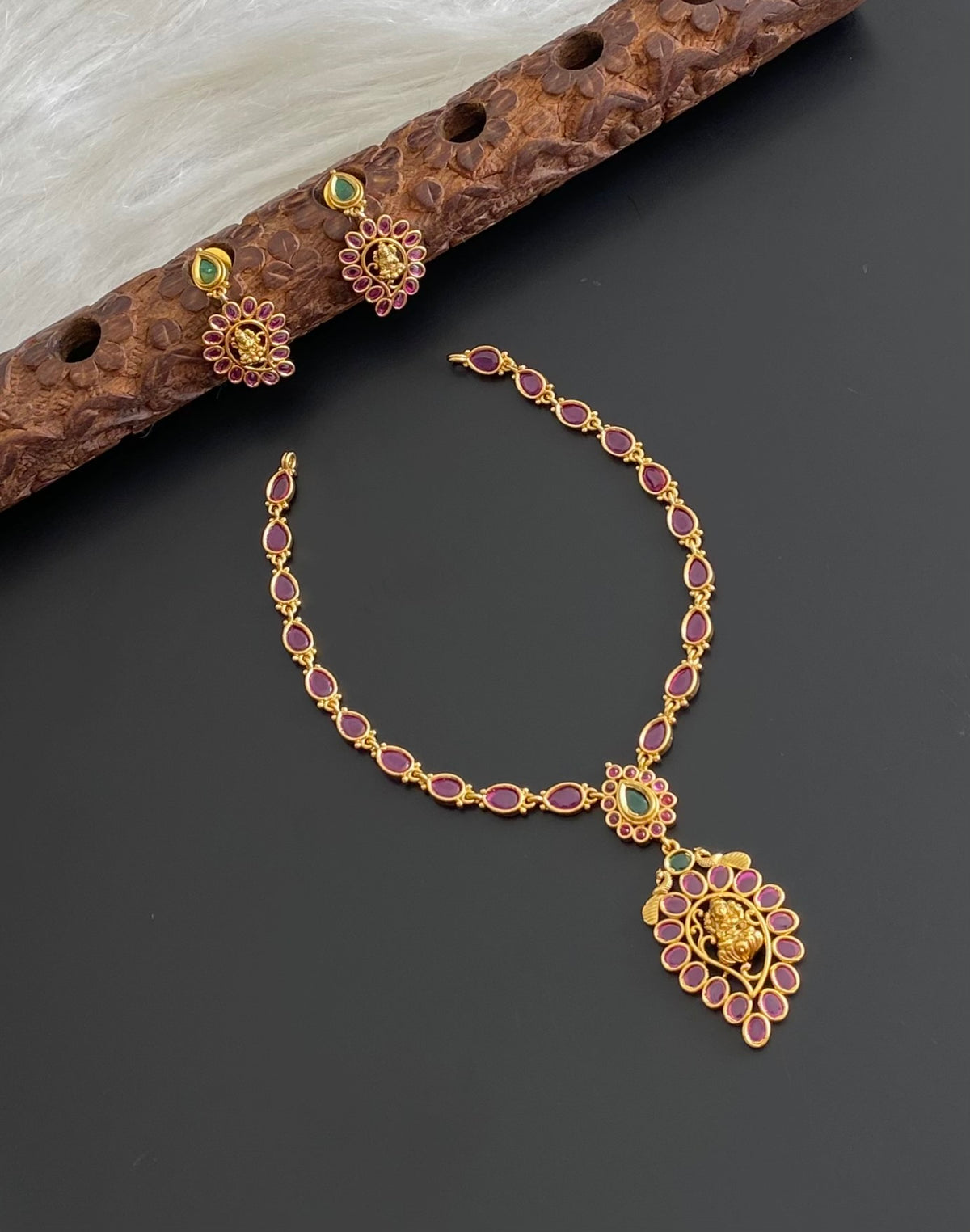 Antique gold tone pink green stone peacock lakshmi necklace set dj-54754