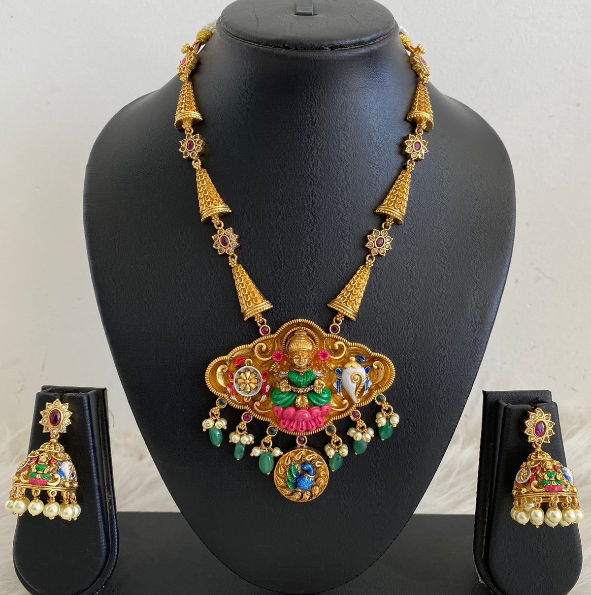 Matte finish green beaded shanku chakra lakshmi meenakari necklace set dj-54745