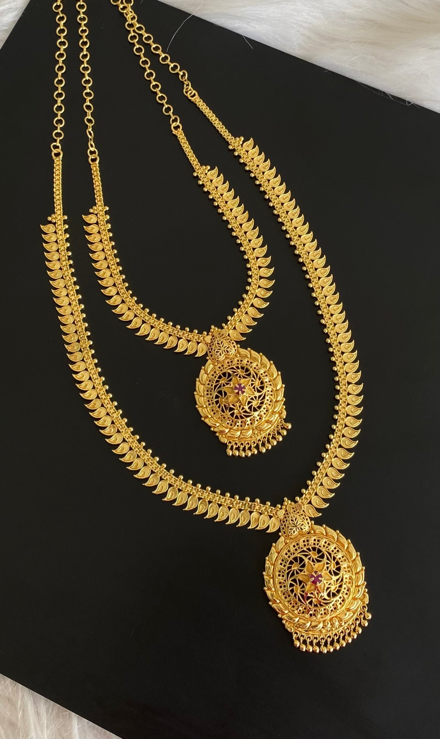 Gold tone ruby stone mango flower combo set dj-54290