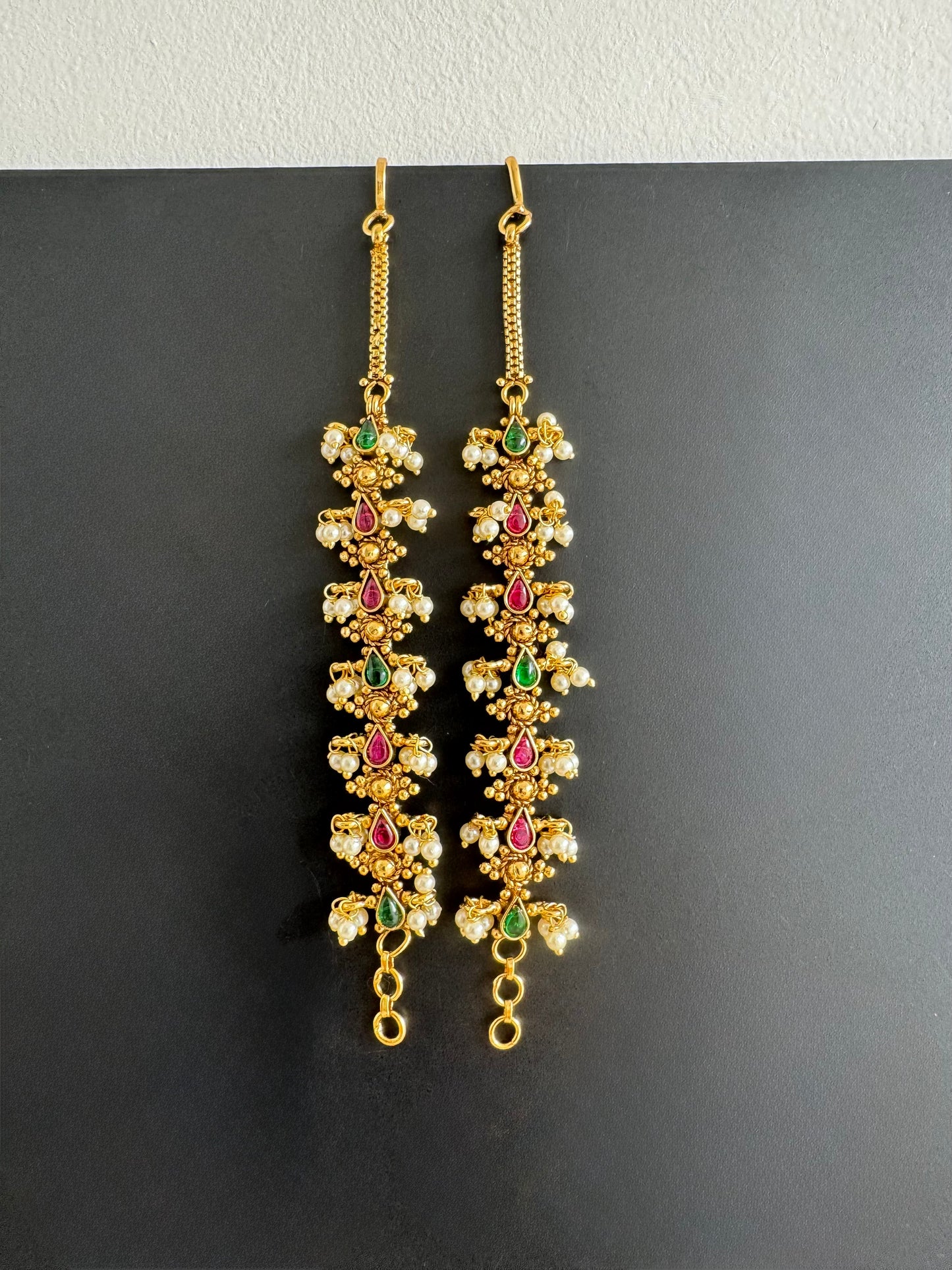 Antique gold tone kemp-green ear side chain dj-51357