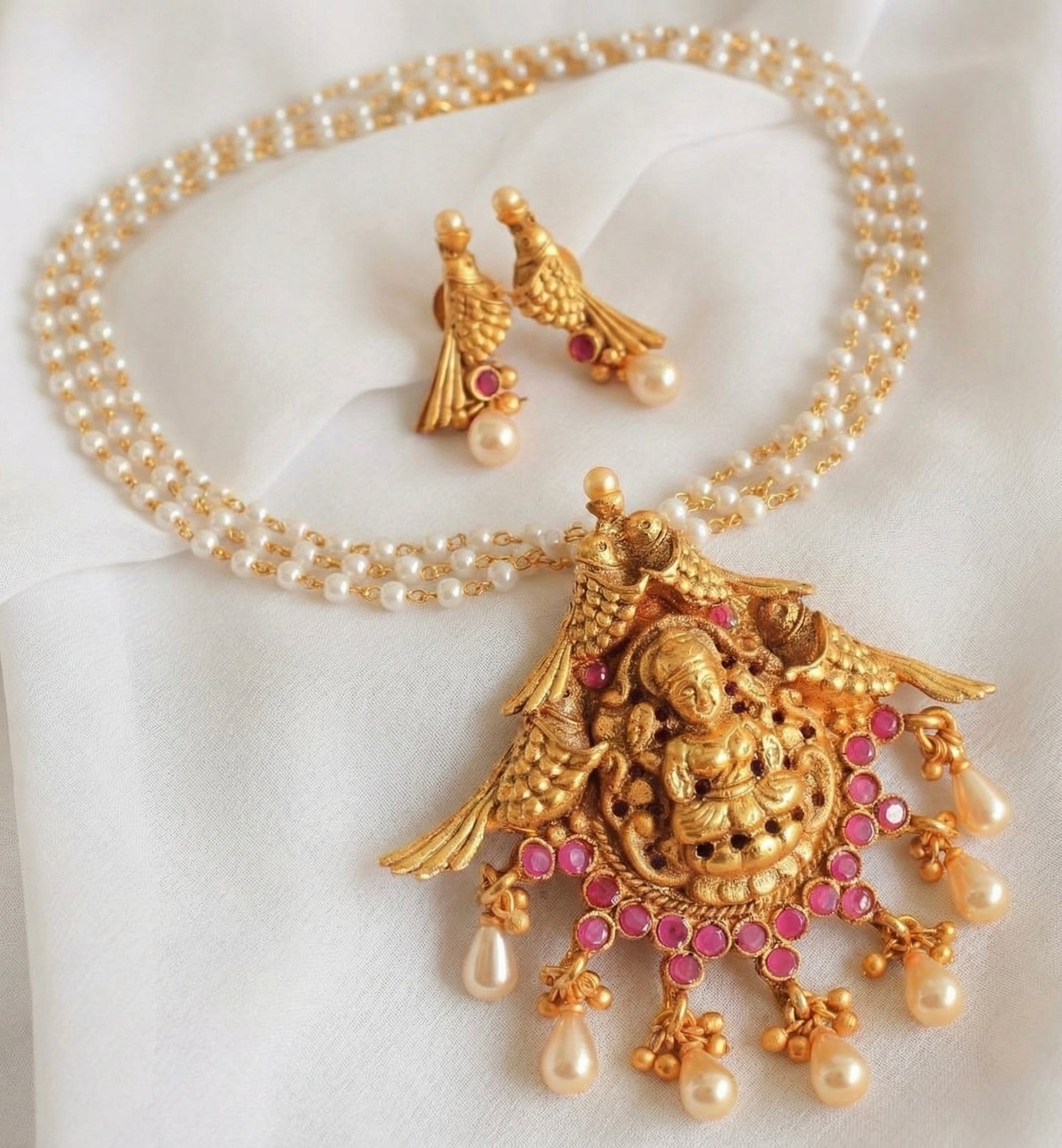 Matte Finish ruby pearl Lakshmi necklace set-dj07563