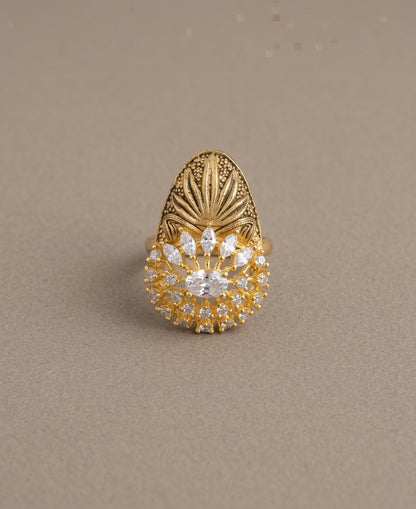 Antique gold tone cz white finger ring DJ22856