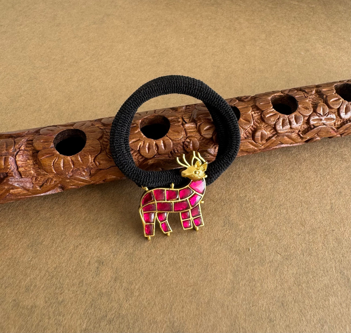 Matte finish pink kundan jadau deer hair band dj-51514