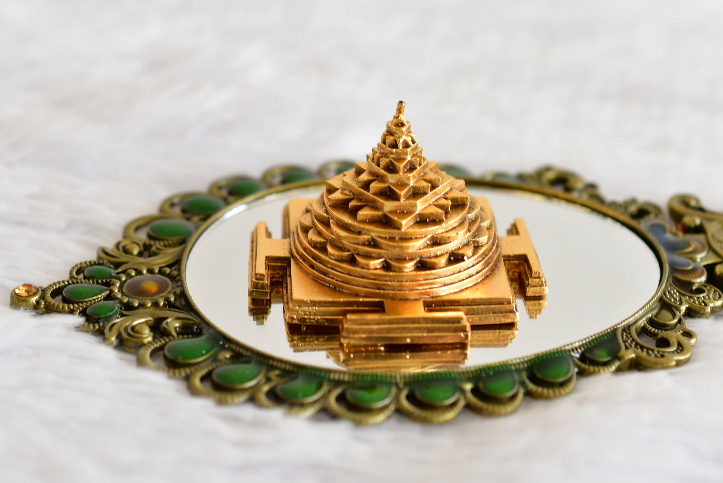 Gold tone Meru Chakra yantra dj-52330