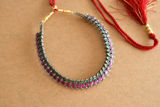 Black finish precious kemp-green necklace dj-51765