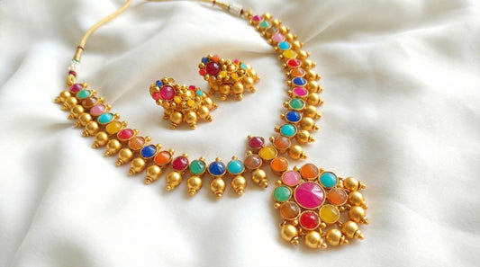 Matte Finish multicolor flower necklace Set-dj17187
