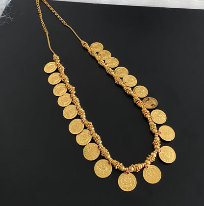 Gold tone pink stone lakshmi coin short haar dj-54490