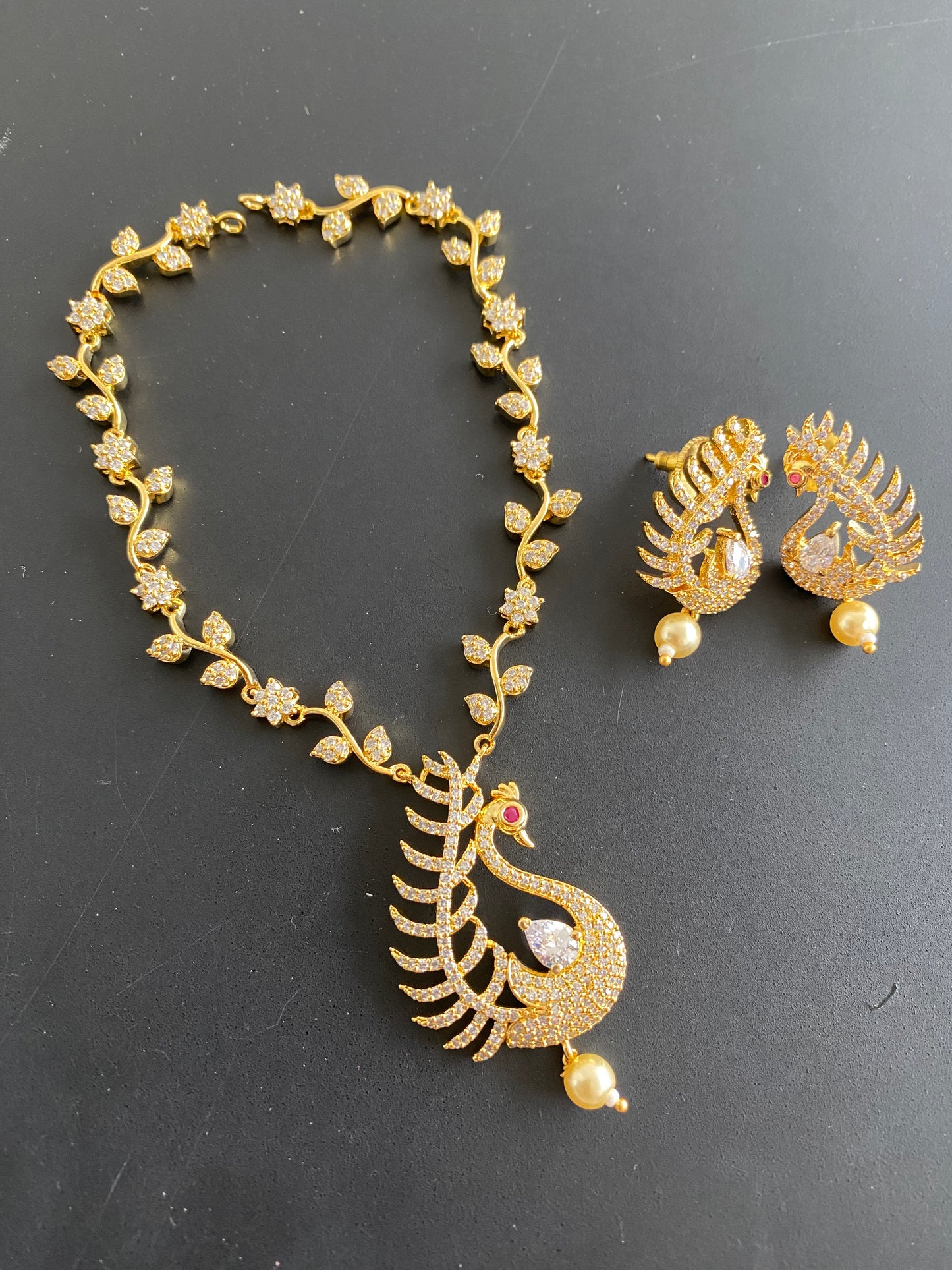 Gold Tone Cz Peacock Necklace Set DJ31335