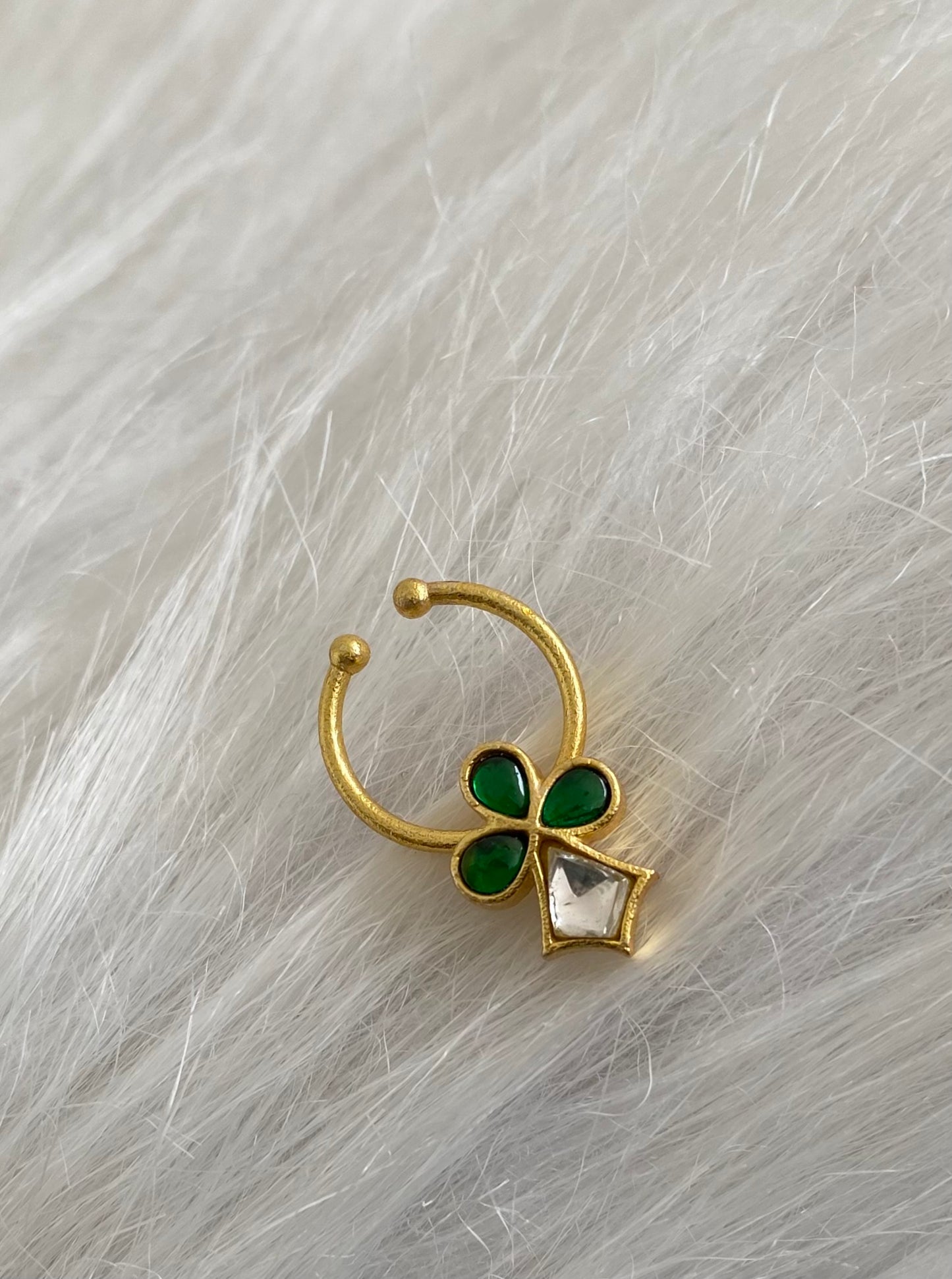 Gold tone kundan jadau green-white stone nose pin/bulakku dj-53758