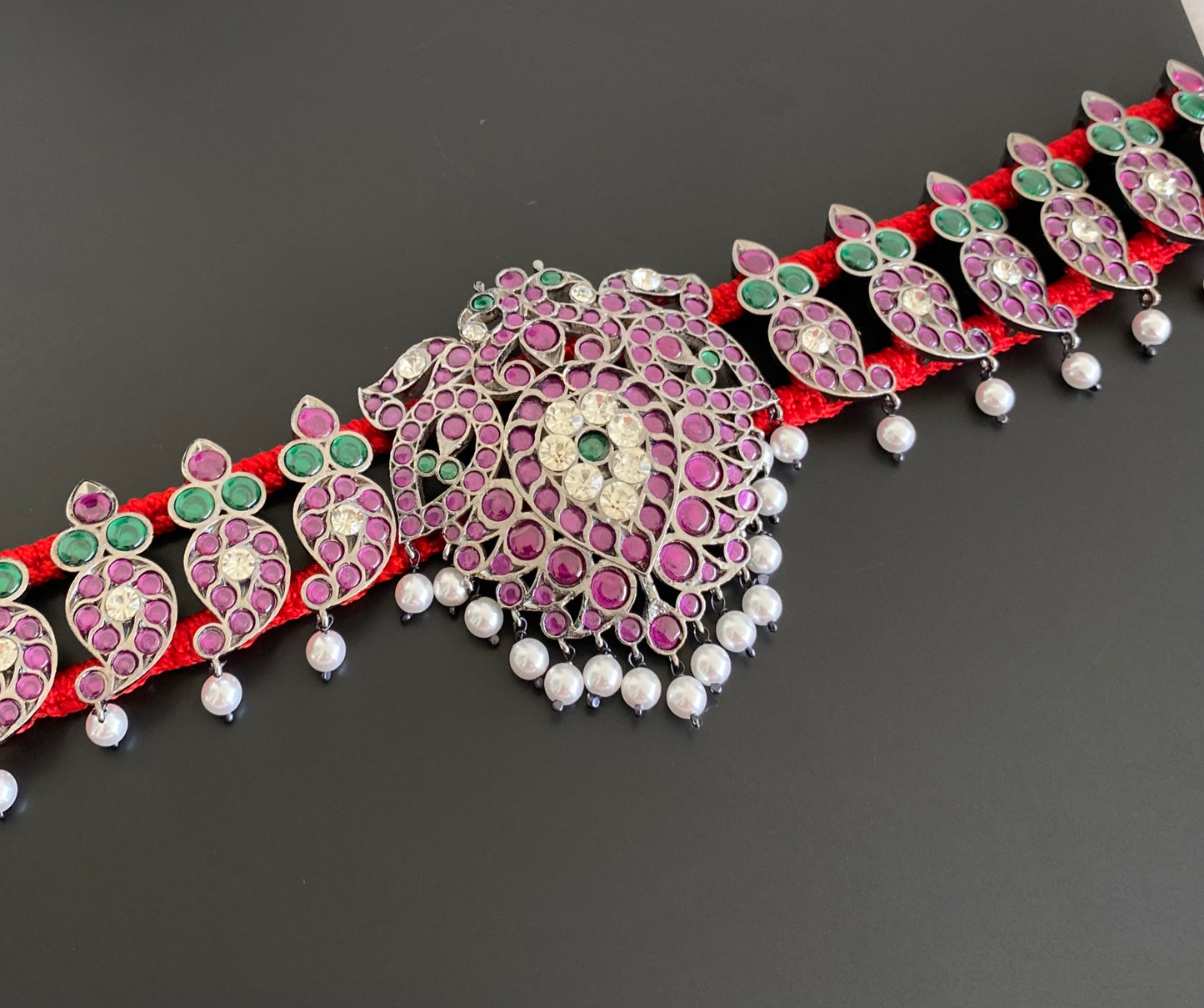Black finish precious kemp-green-white pearl peacock mango waist band dj-53399