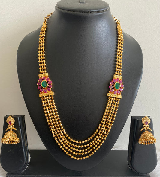 Gold tone ruby-emerald mugappu multilayer chain set dj-52904
