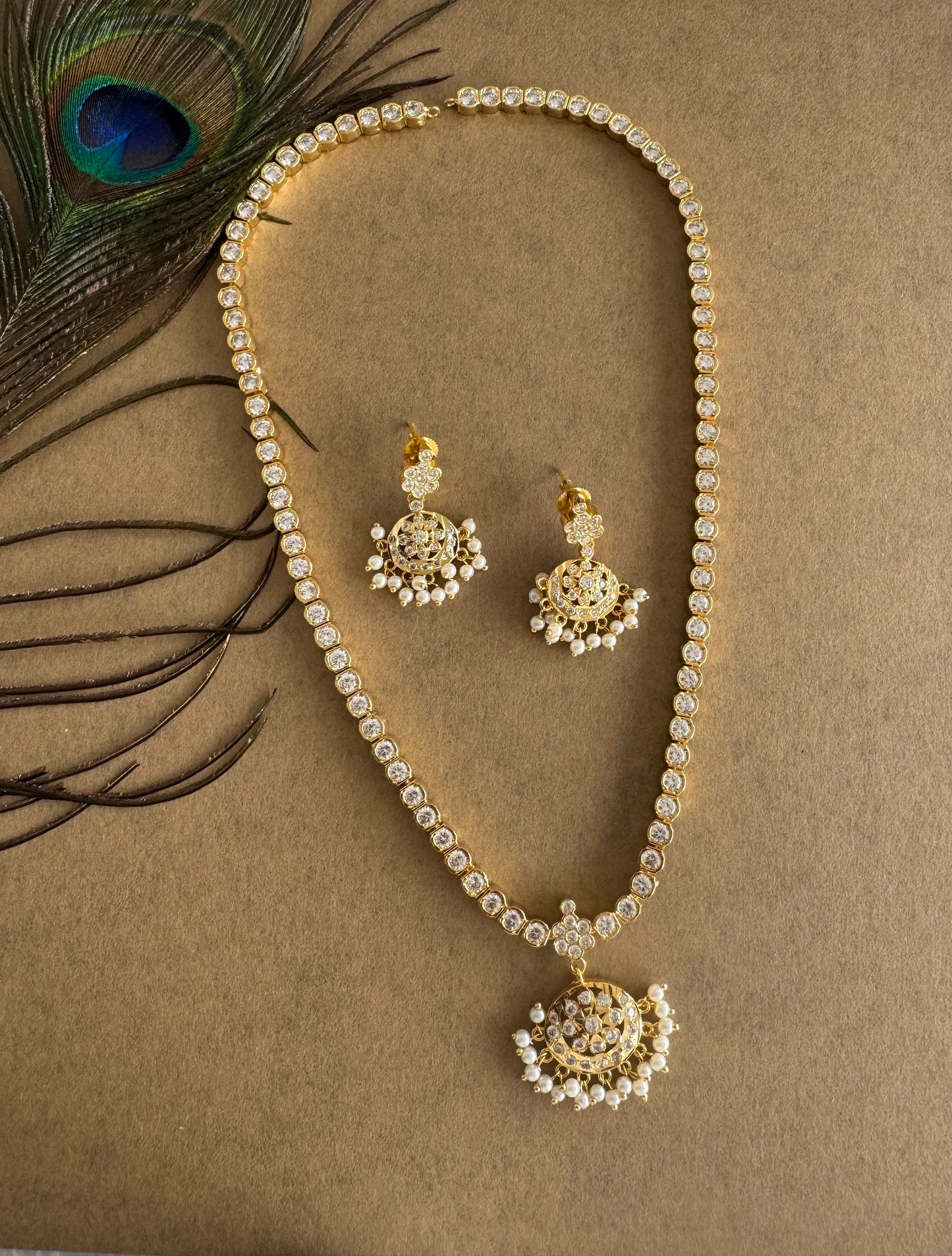 Gold tone AD white South Indian style haar set dj-51678