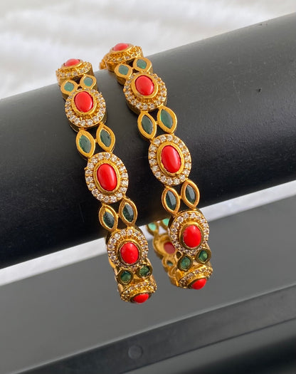 Antique gold tone white-green-coral stone bangles(2.4) dj-53446